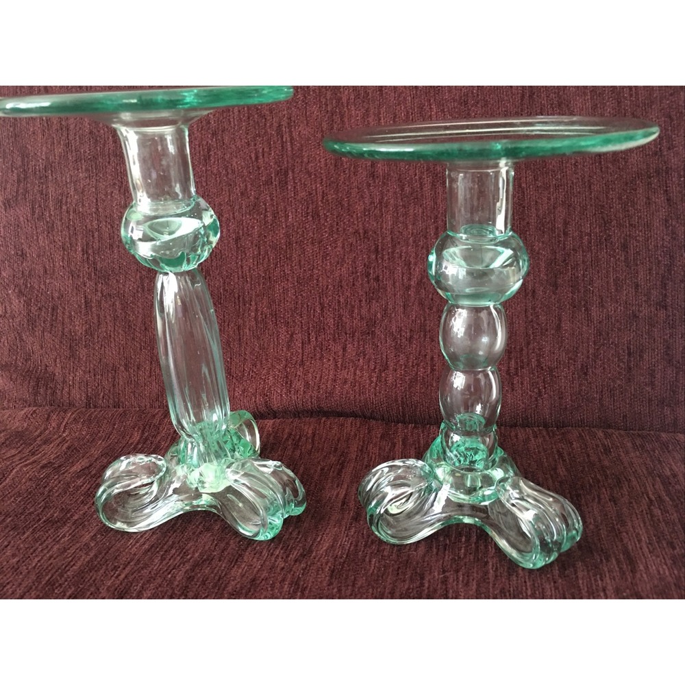 2 Vintage KALALOU COLUMBIA HAND BLOWN  GLASS green candle sticks stands 3 legs